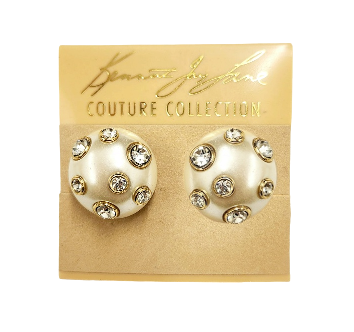 19mm Light Cultura Pearl Domed with Crystal Gold Clip Earring