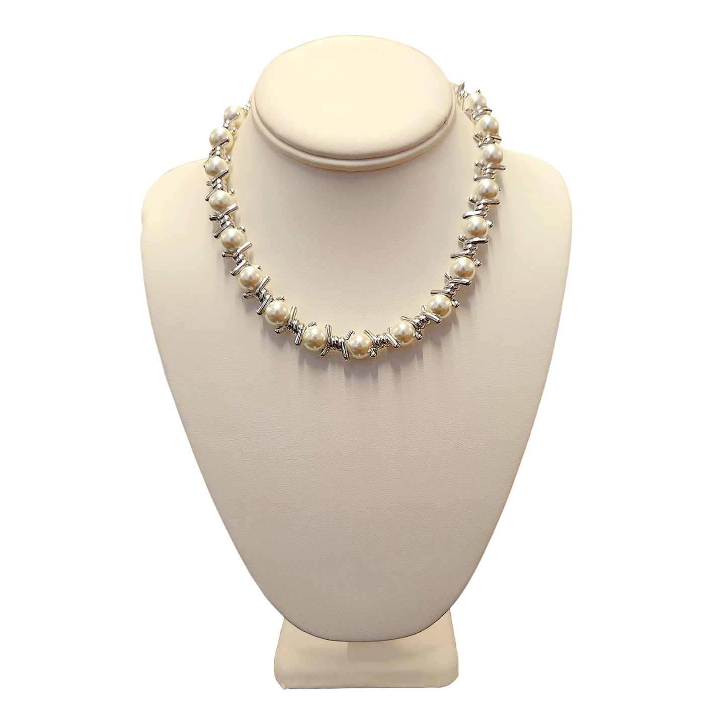 Silver Twist Knotted Pearls Necklace