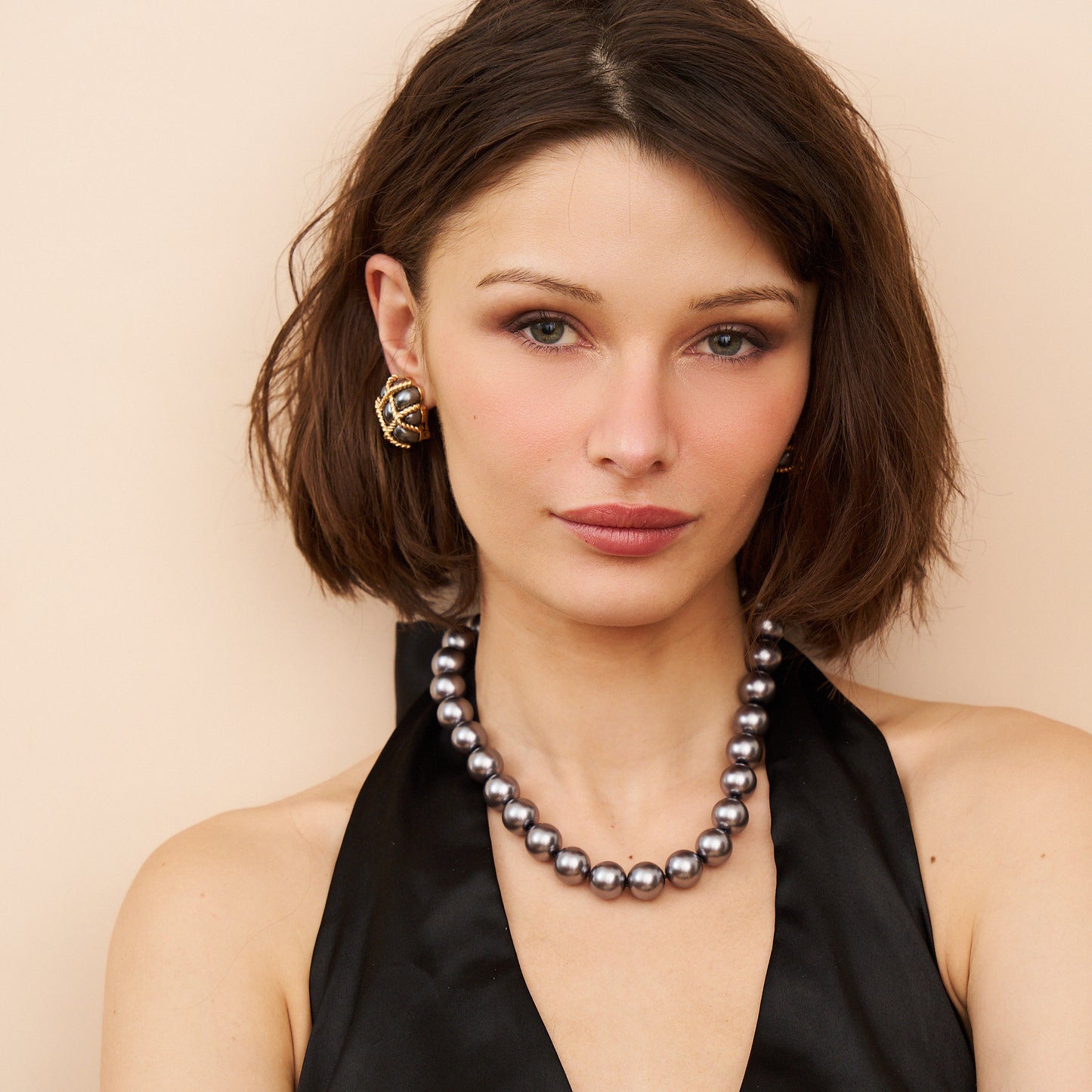 16" Grey Pearl Necklace