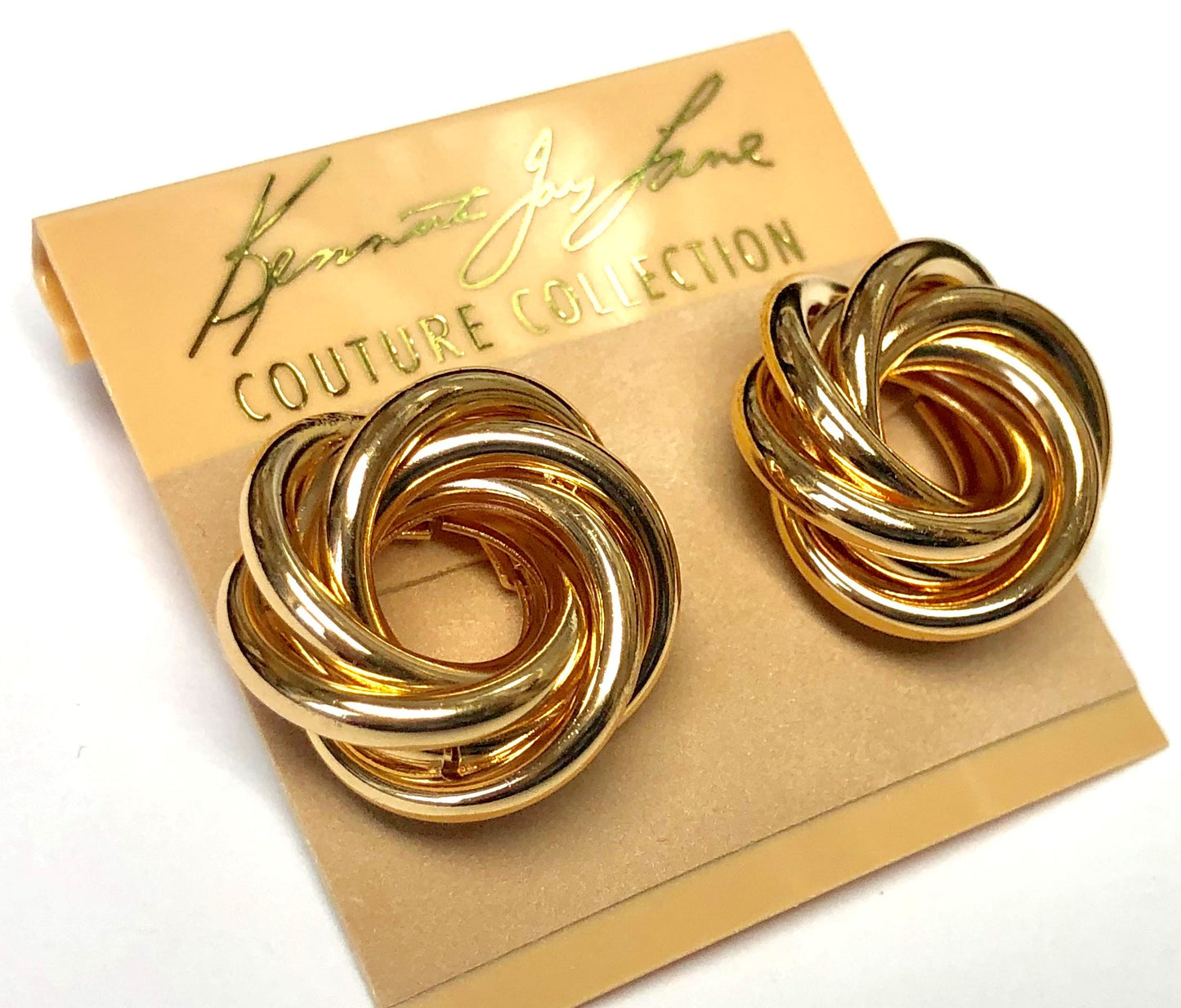 Gold 3D Swirl Pierced Earring