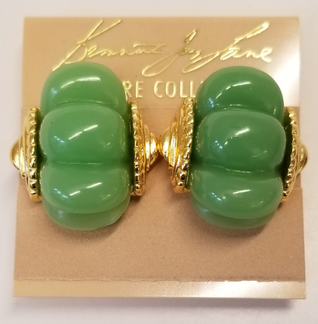 Jade shrimp clip earring