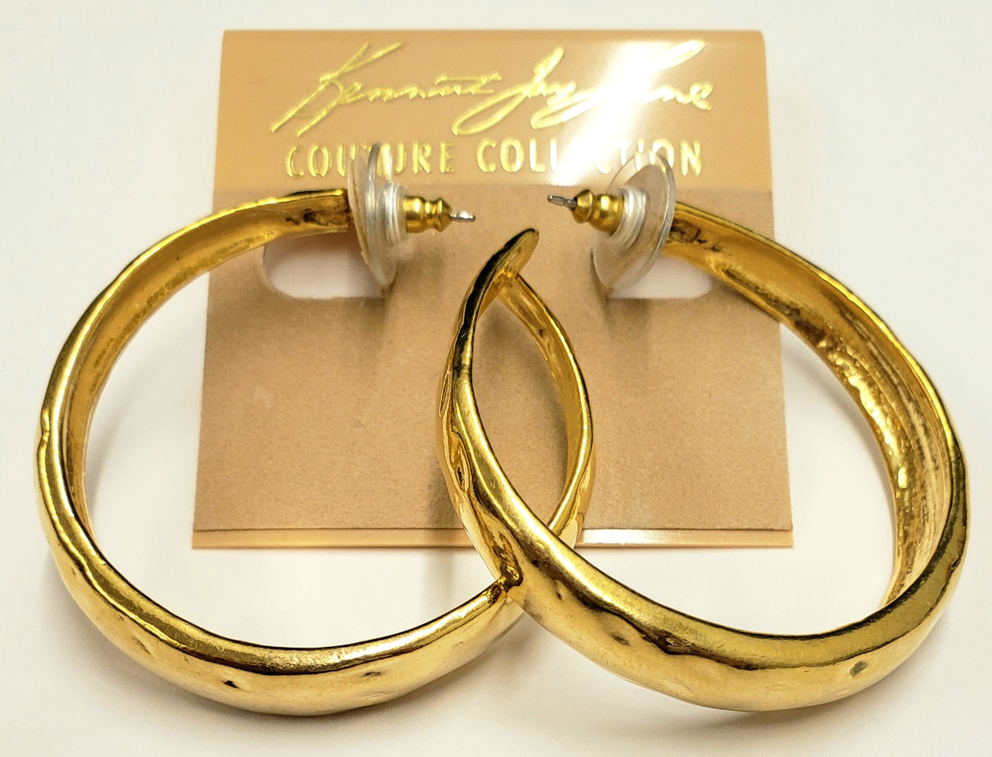 tapered hoop pierced ear