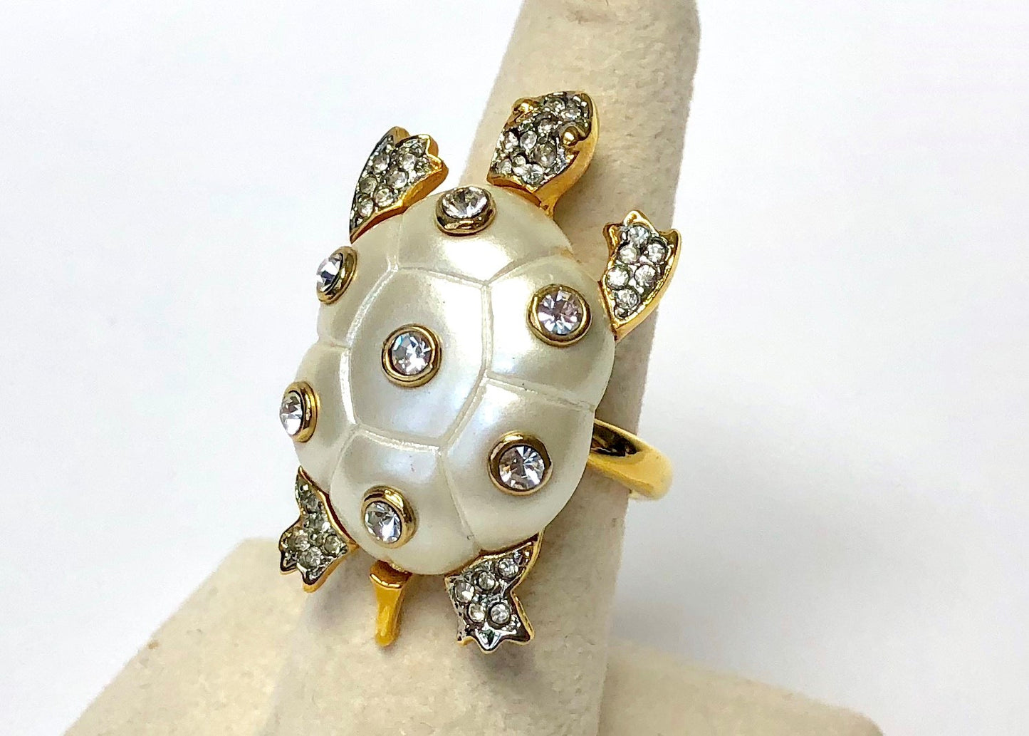 Pearl and Crystal Dots Turtle Ring