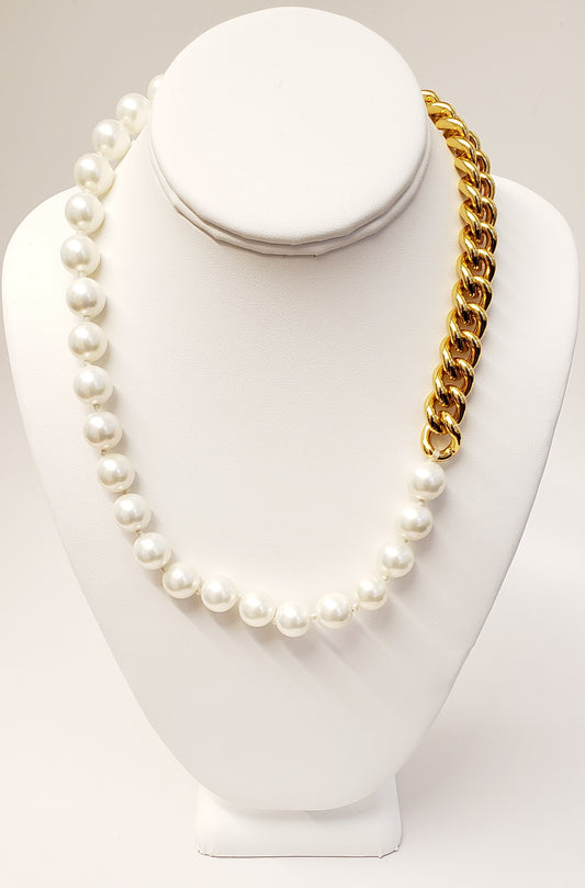 20" Gold Chain Necklace with 12mm Shell Pearls Necklace
