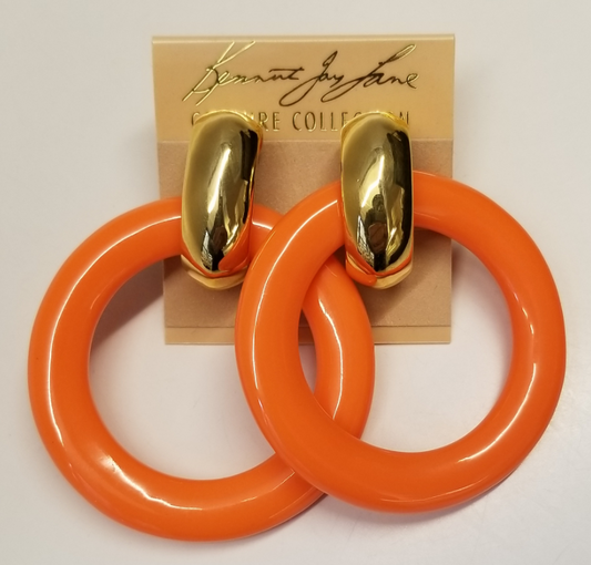 2" Coral resin doornkocker clip earring