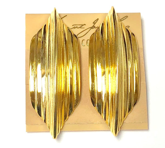 Gold Texture Clip Earring