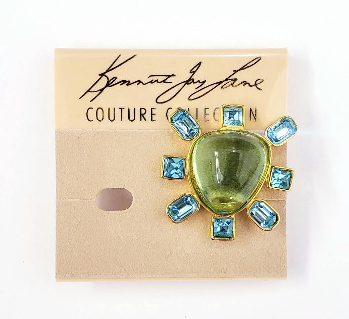Gold Aqua Sides Peridot Cabochon Center Clip Earring