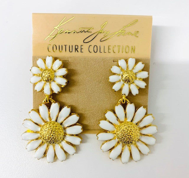 White Daisy Drop Pierced Earring