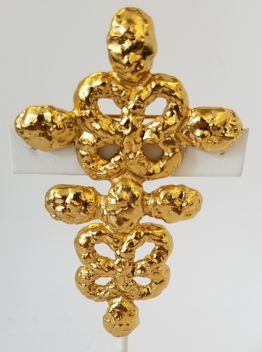 Clover Cross Pin