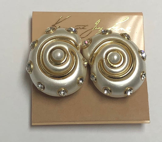 Gold White Pearl Crystal Dots And White Pearl Center Snail Clip Earring