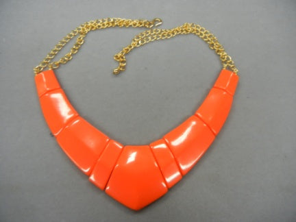 18" + 3" ext 2row gold chain 9 part coral resin 'v' bib neck