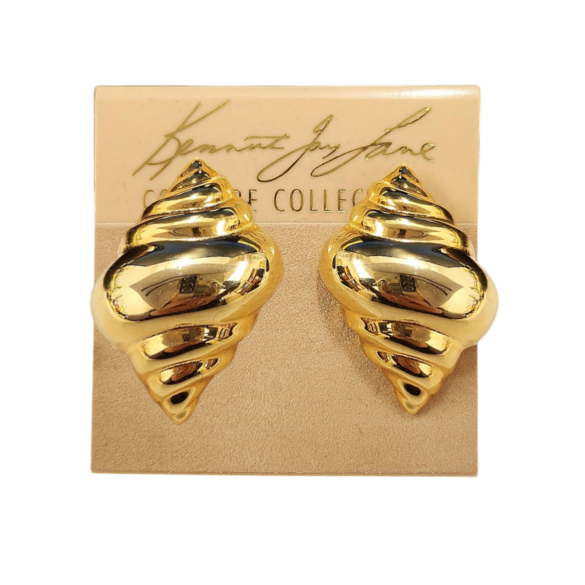 Small Gold Shell Earring