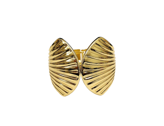 Shell Hinged Bracelet