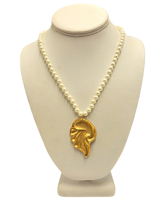 Pearl with Gold Shell Pendant Necklace