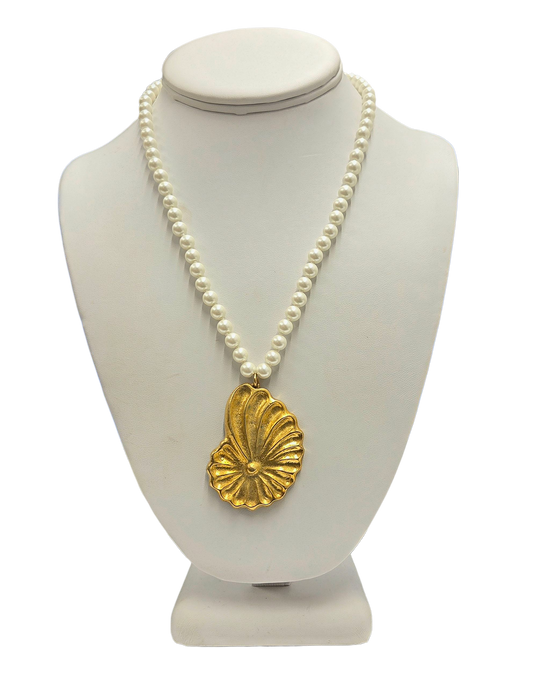 Pearl with Gold Swirl Shell Pendant Necklace