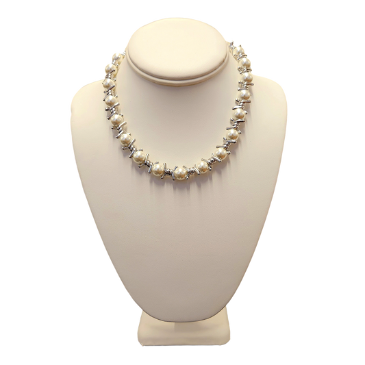 Silver Twist Knotted Pearls Necklace