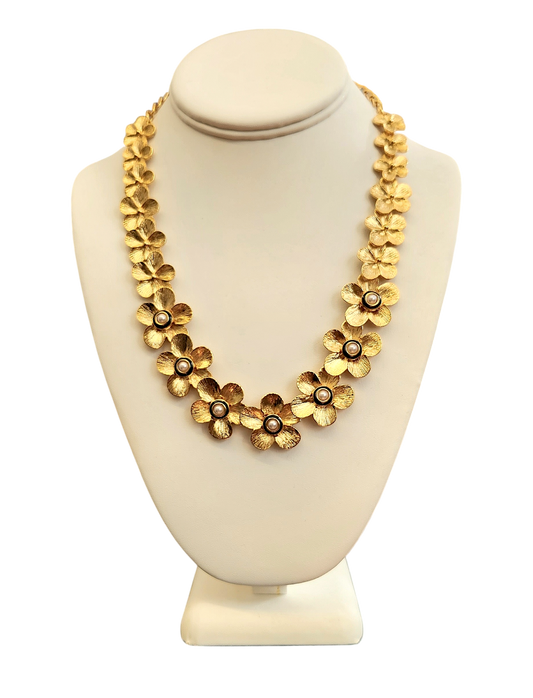 Gold Pearl Flowers Necklace