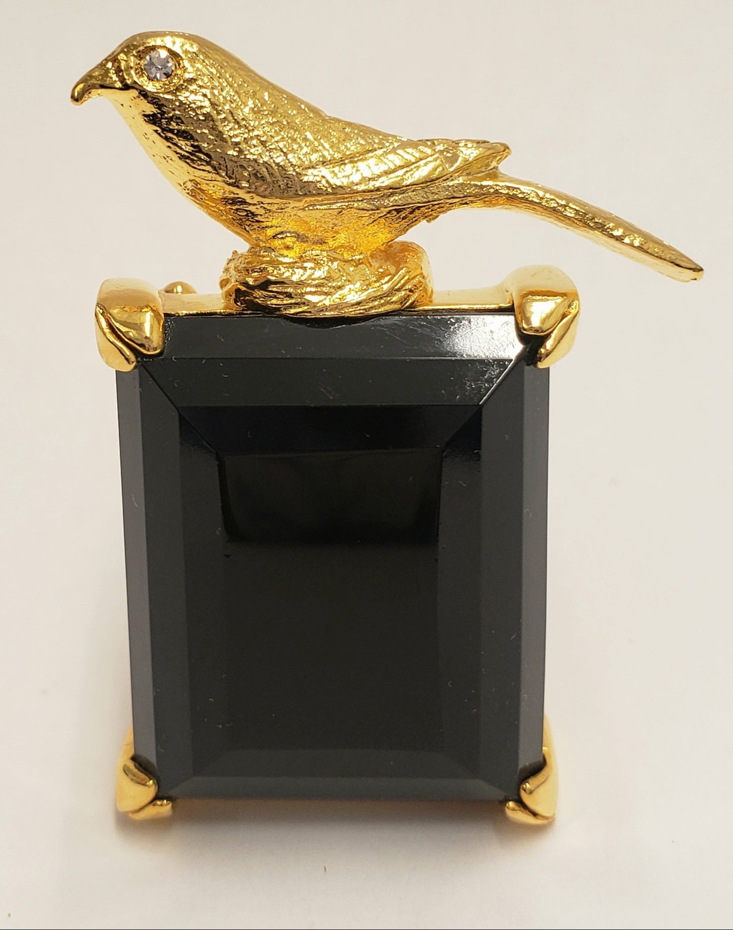 Gold Jet Square Bird Pin