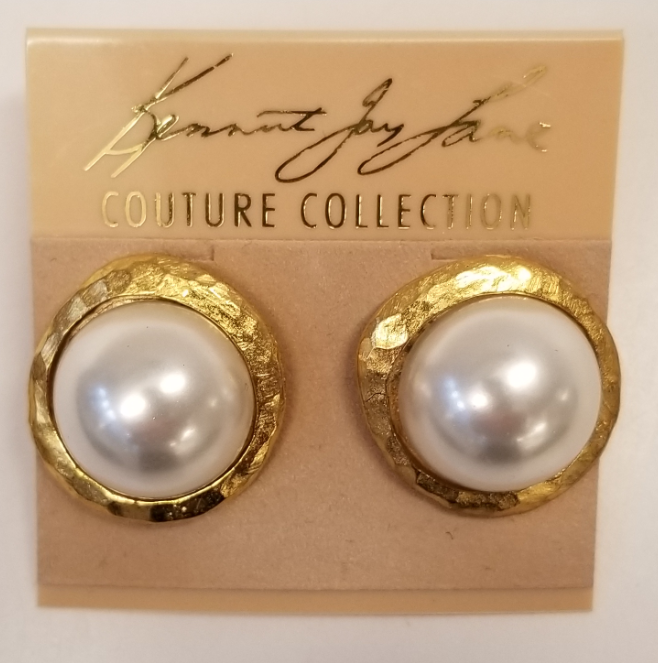 Pearl Button Pierced Earrings