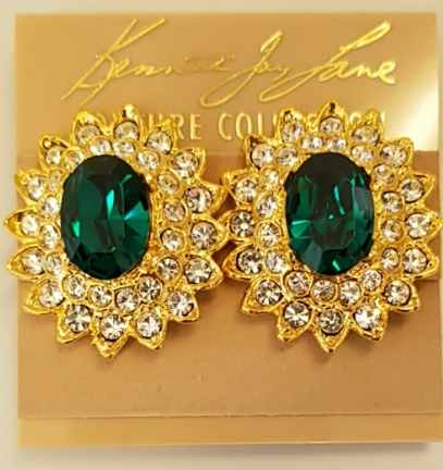 Gold And Crystal Setting Emerald Stone Center Clip Earring