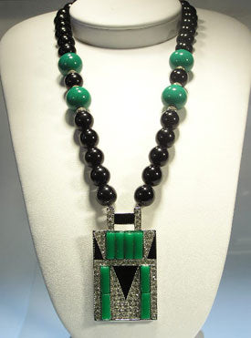 36" Black and Green Bead Green Deco Pendant Necklace