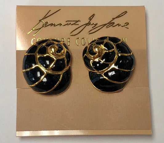 Gold With Black Enamel Shell Clip Earring