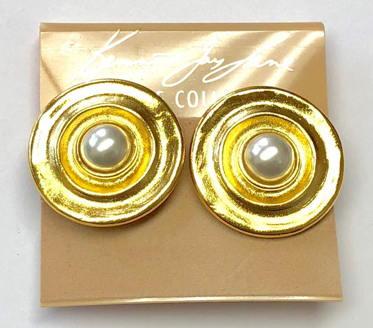 Gold Pearl Center Button Clip Earring