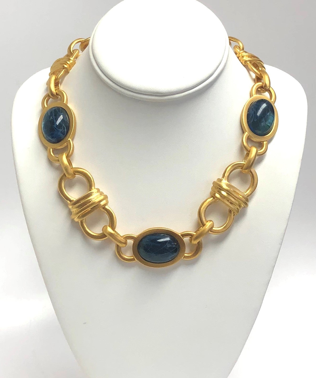 18" Satin Gold Flaw Sapphire  Link Chain Necklace