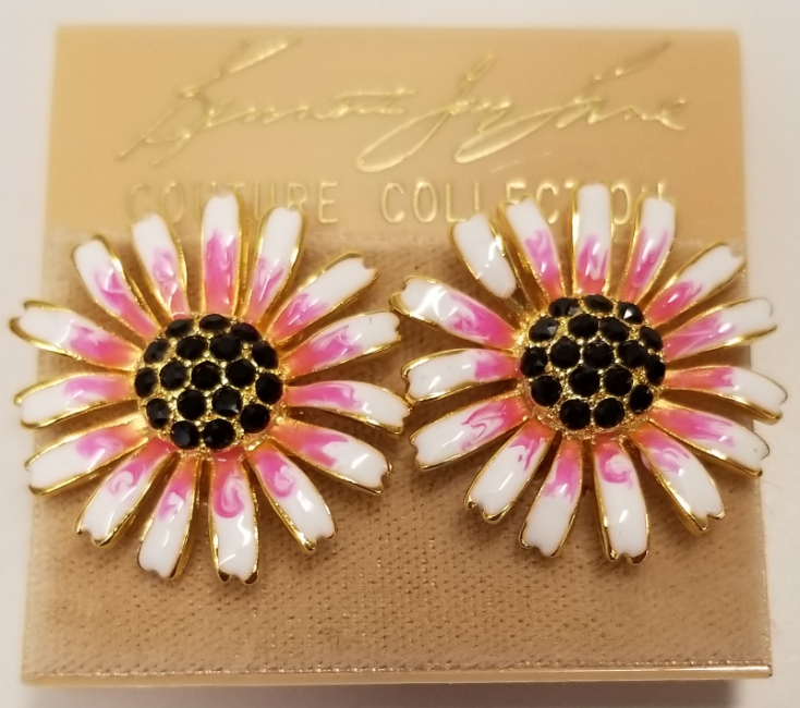 White & Pink With Jet Stones Daisy Clip Earring