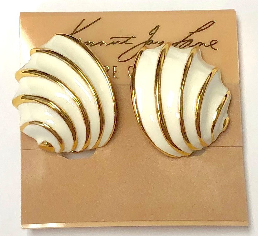 Gold White Enamel Fan Shell Clip Earring