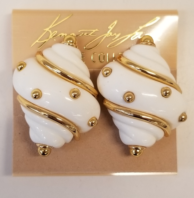 White Shell with Gold Dots