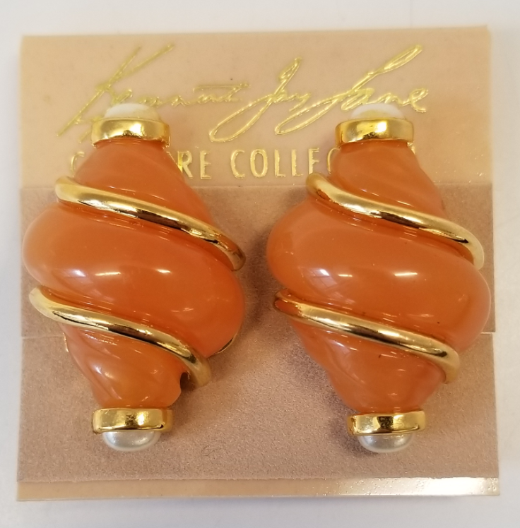 Amber shell clip earring