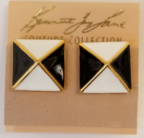 black- white pyramid shape clip ear