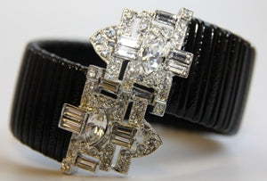 Black Stretch Rhodium-Rhinestone Deco Ends Bracelet