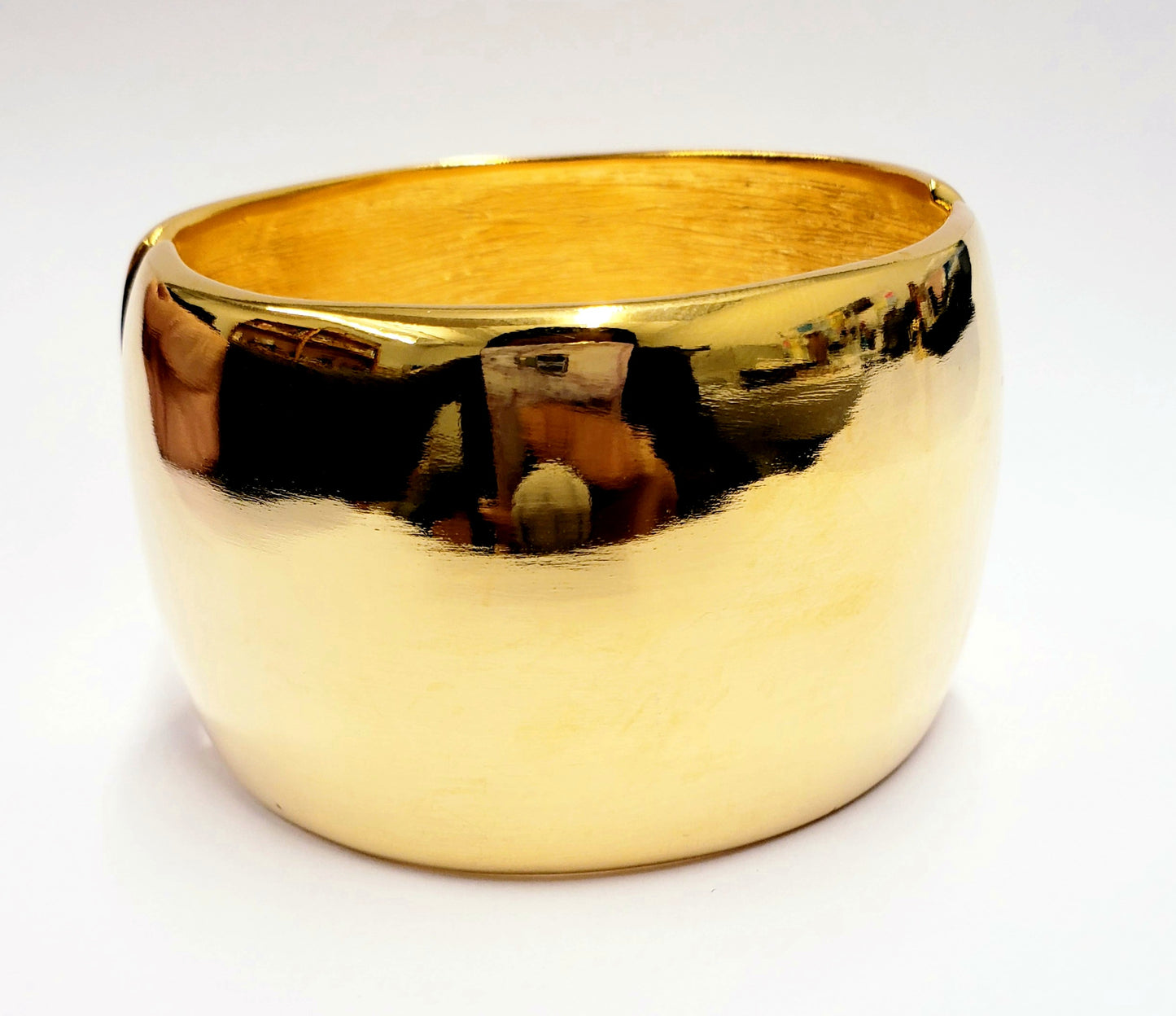 Polished Gold Hinged Wide Bracelet