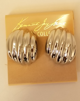 Polished Silver Ribbed Clip Clip Earring