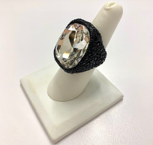 Jet and Crystal Center Stone Ring