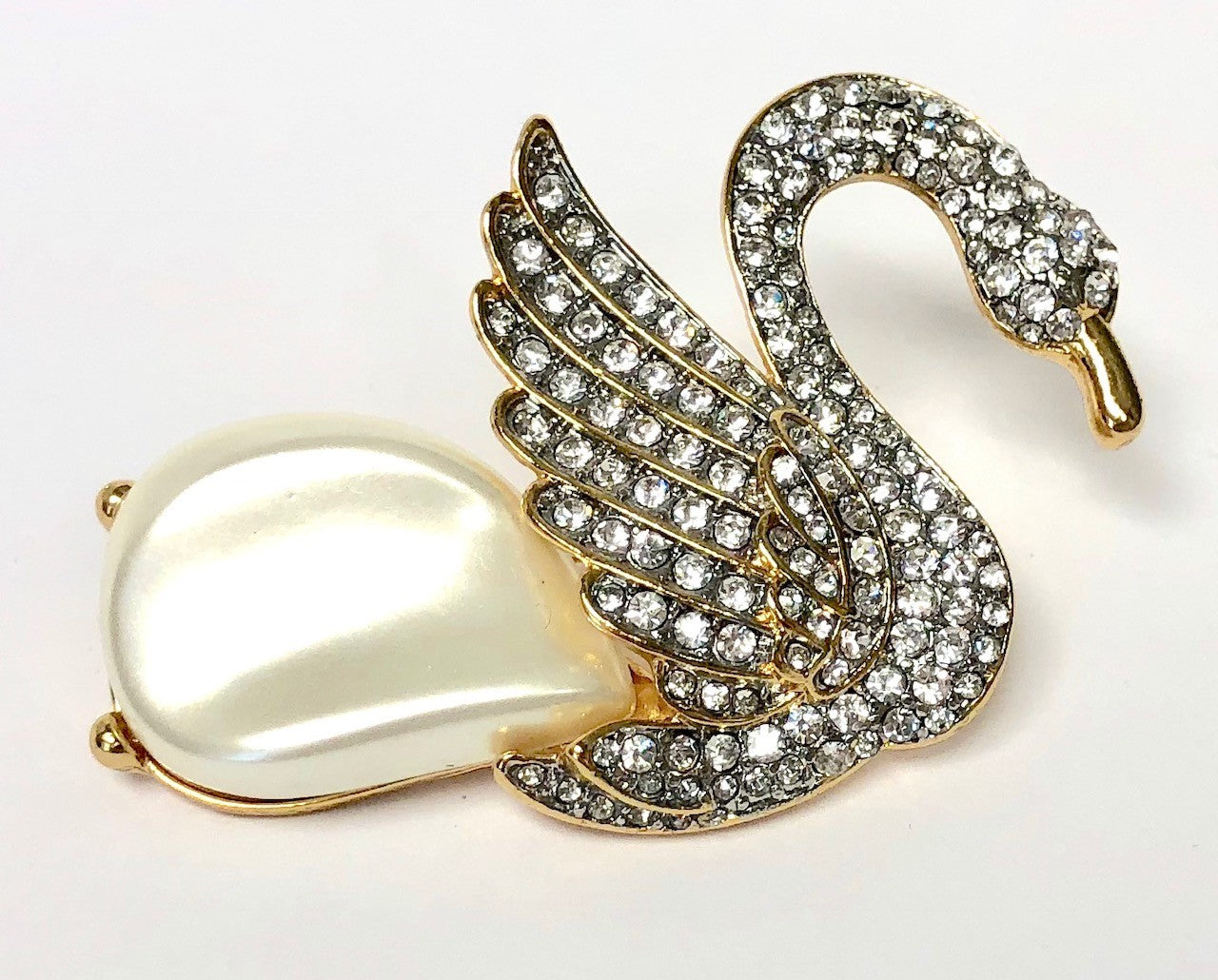 Gold and Crystal Pearl Body Swan Pin