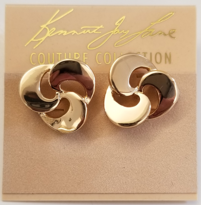 Gold Swirl Pierced Earring