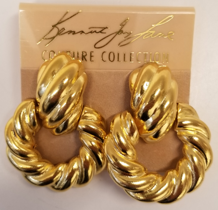 Gold Twist Doorknocker Clip Earring