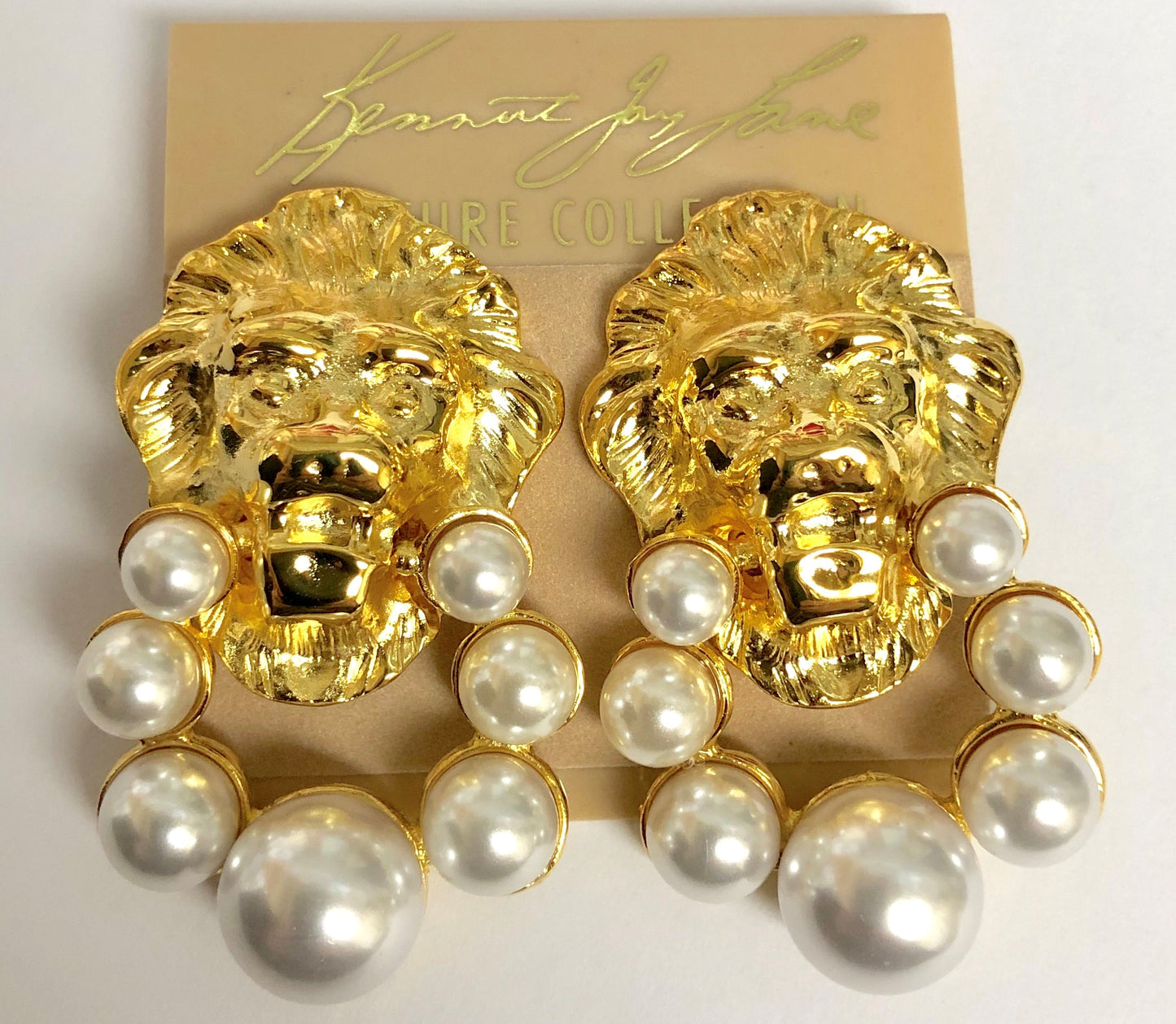 Gold Lion Top With Pearls Doorknocker Clip Earring