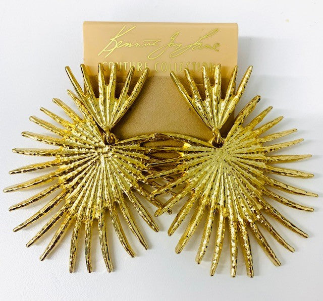 Gold Fan Pierced Earring