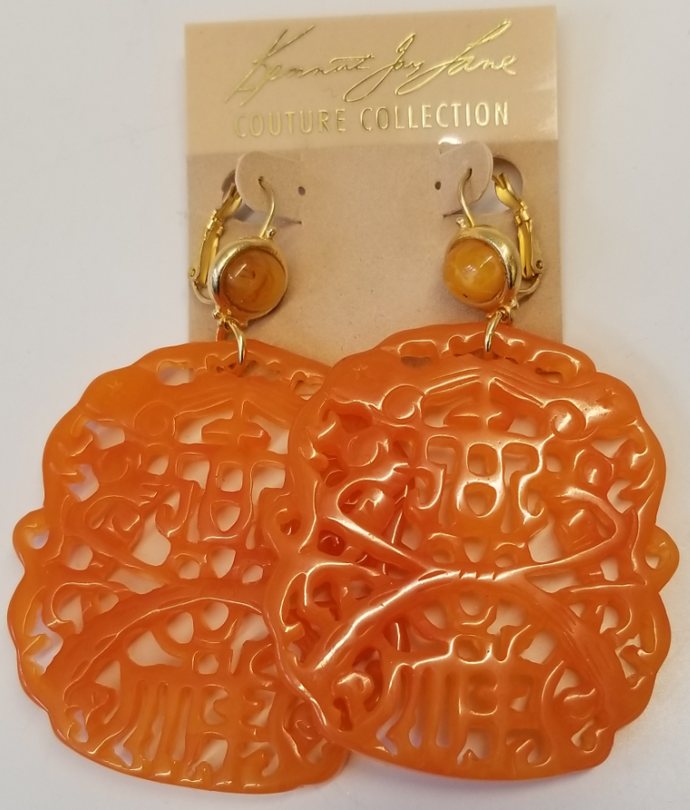 Amber Top-Amber Carved Drop Wire Earring