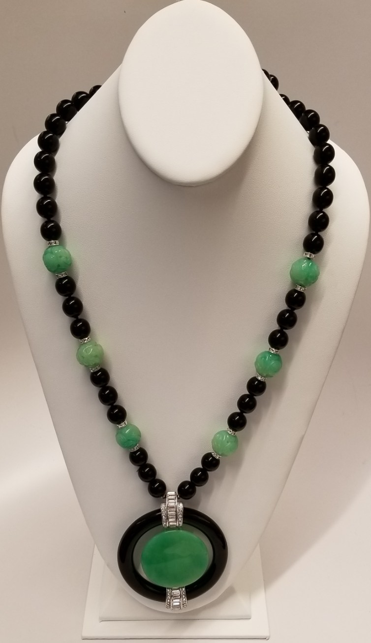 36" Black-Jade Beads Deco Pendant Necklace