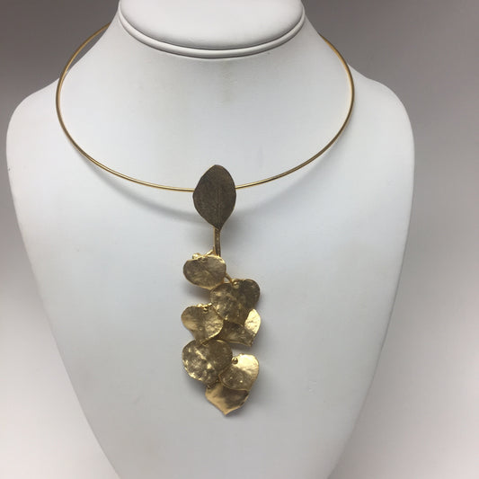 Satin Gold Flower Front Wire Necklace